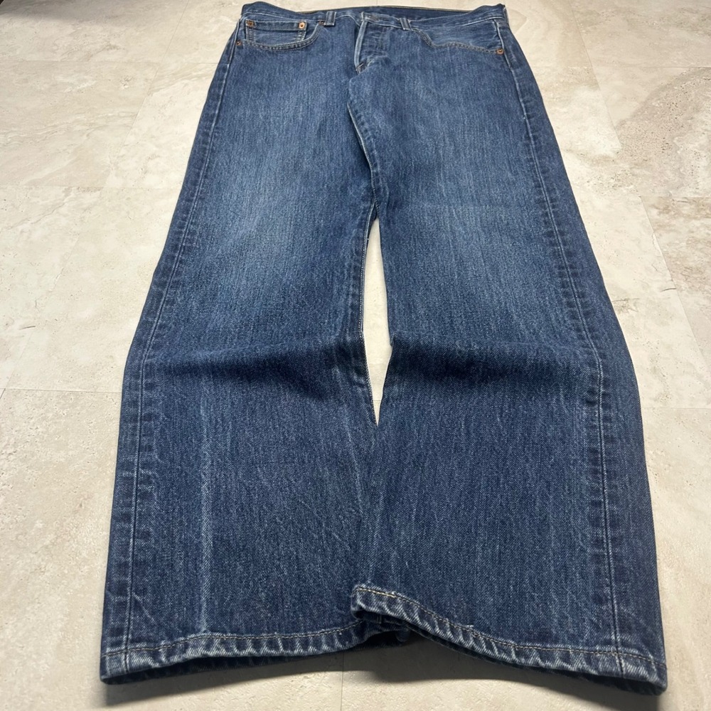 Levi's 501 Original Fit Jeans Blue Mens 33x32 Straight Leg Denim Button Fly
